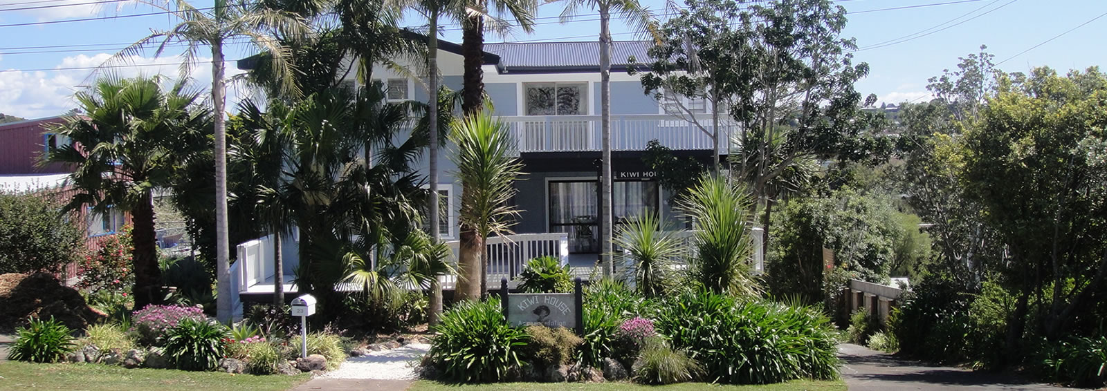 Kiwi House Waiheke Island Accommodation